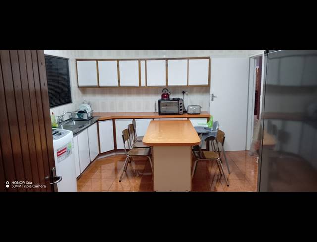 4 BEDROOM HOUSE FOR SALE IN ALLANDALE